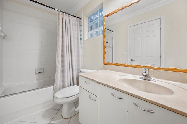9100 Dupont Place, Wellington, FL 33414