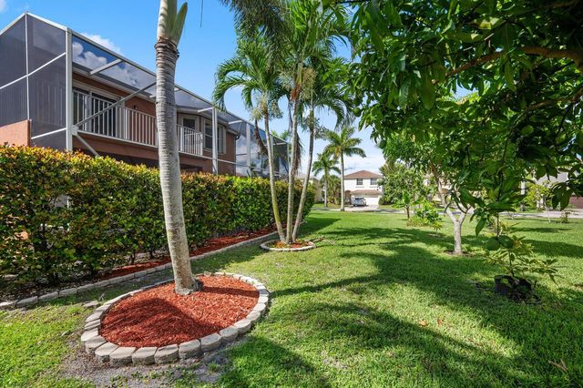 9100 Dupont Place, Wellington, FL 33414