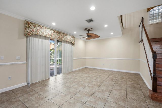 9100 Dupont Place, Wellington, FL 33414