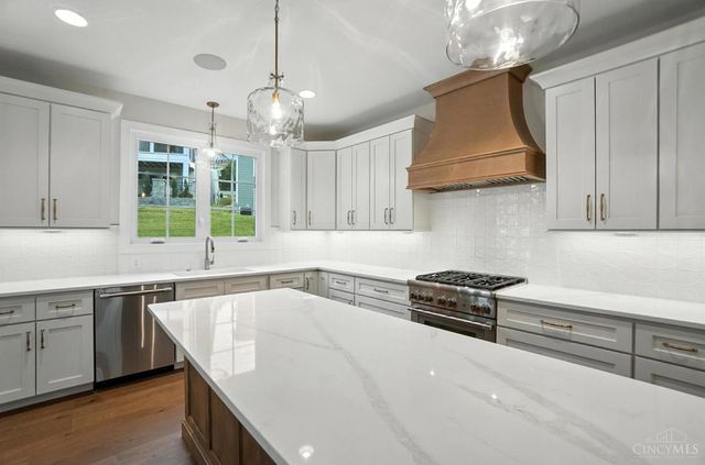 7834 Laurel Avenue, Madeira, OH 45243