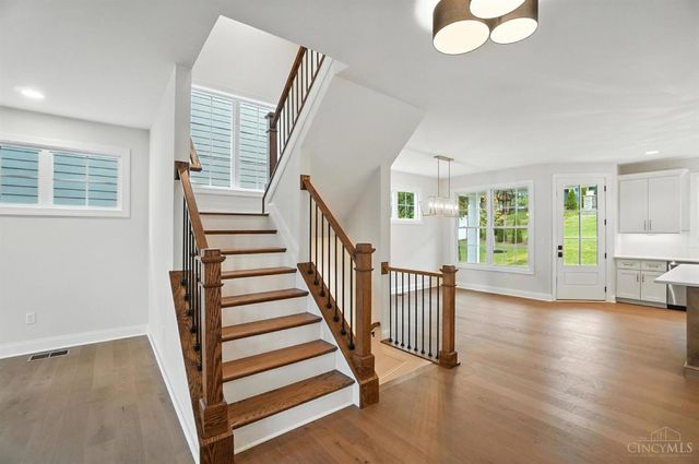 7834 Laurel Avenue, Madeira, OH 45243