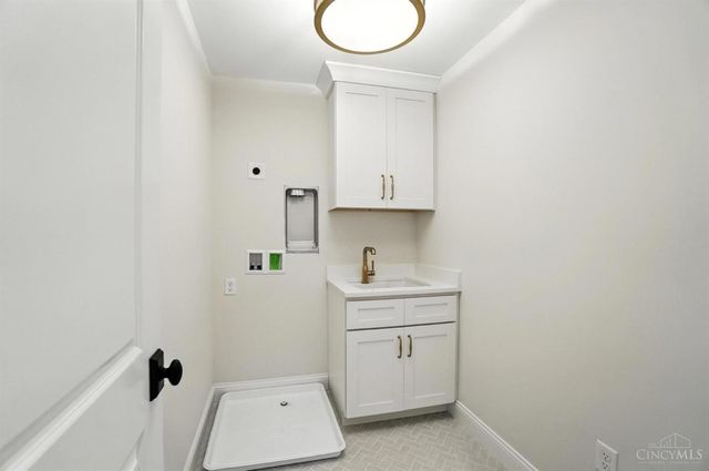 7834 Laurel Avenue, Madeira, OH 45243