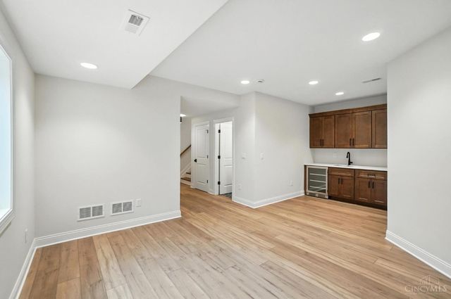 7834 Laurel Avenue, Madeira, OH 45243