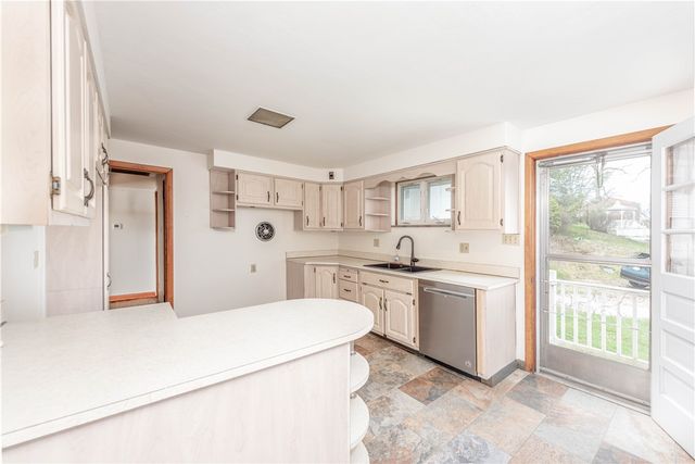 6576 Library Rd `, South Park, PA 15129