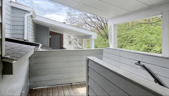 2745 Grinstead Dr 201, Louisville, KY 40206