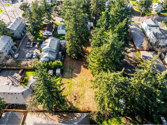 2408 Se 139TH Ave, Portland, OR 97233