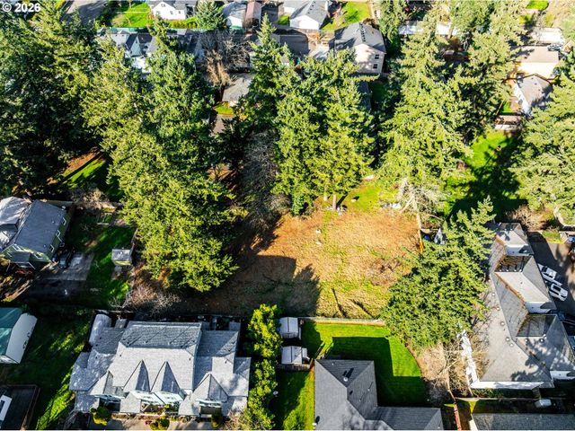 2408 Se 139TH Ave, Portland, OR 97233