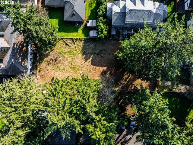 2408 Se 139TH Ave, Portland, OR 97233