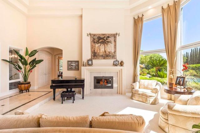 14963 Huntington Gate Drive, Poway, CA 92064