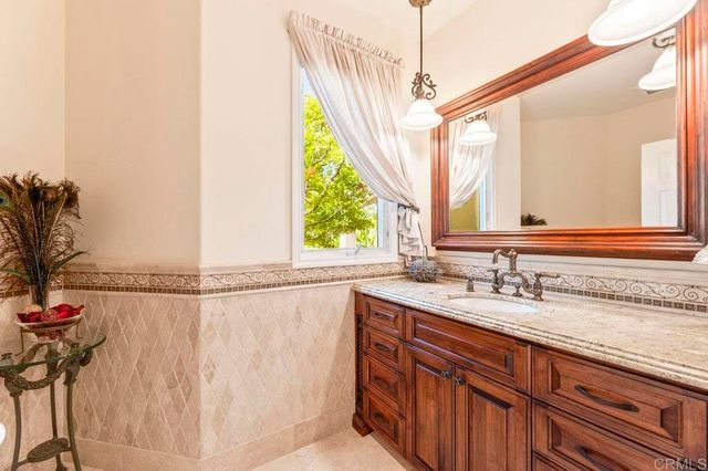 14963 Huntington Gate Drive, Poway, CA 92064