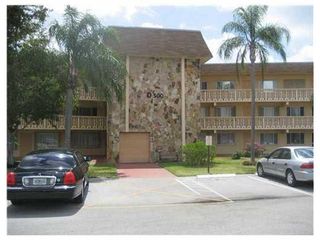 500 VILLAGE GREEN Circle W 107, Palm Springs, FL 33461