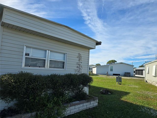 5316 53RD AVENUE E F21, Bradenton, FL 34203