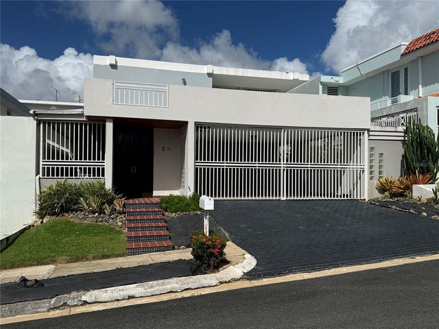 E-10 ALTURAS DE SANTA MARIA, Guaynabo, PR 00969