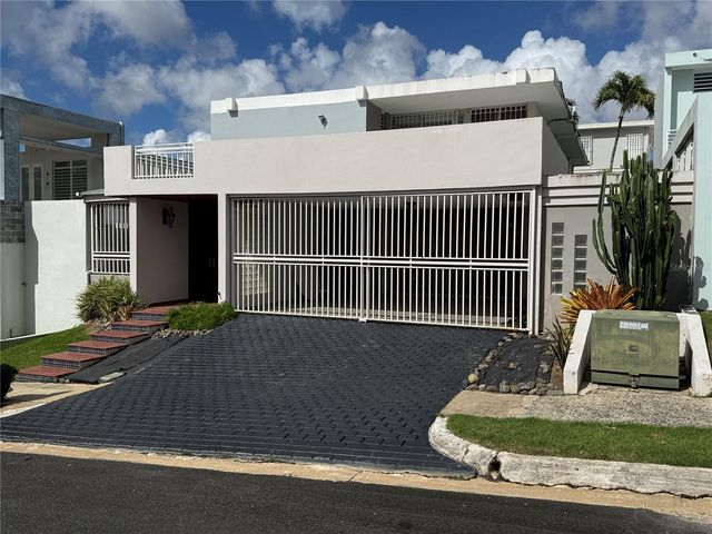 E-10 ALTURAS DE SANTA MARIA, Guaynabo, PR 00969