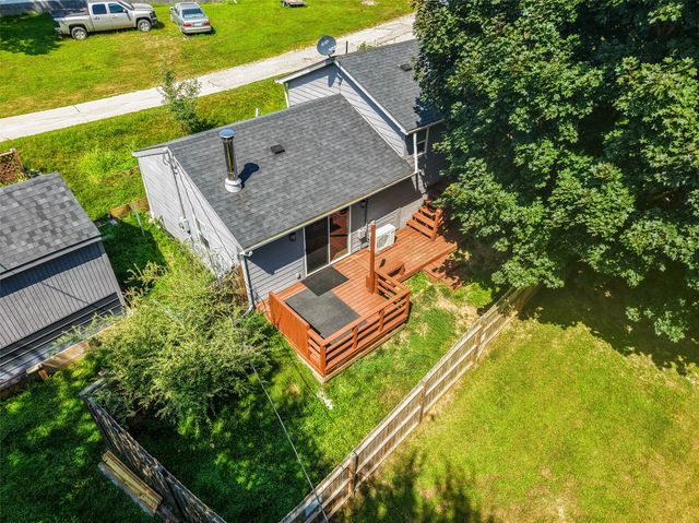1380 Rock Creek Street W, Kellogg, IA 50135