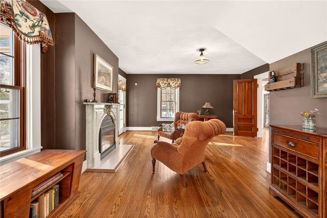 44 Golfside Parkway, Brighton, NY 14610