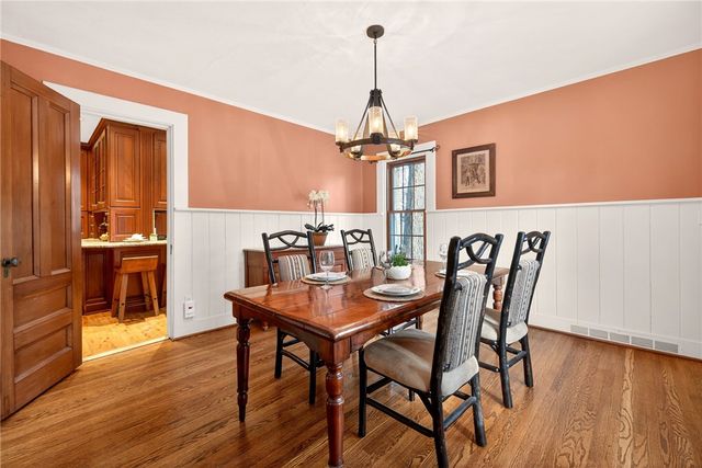 44 Golfside Parkway, Brighton, NY 14610