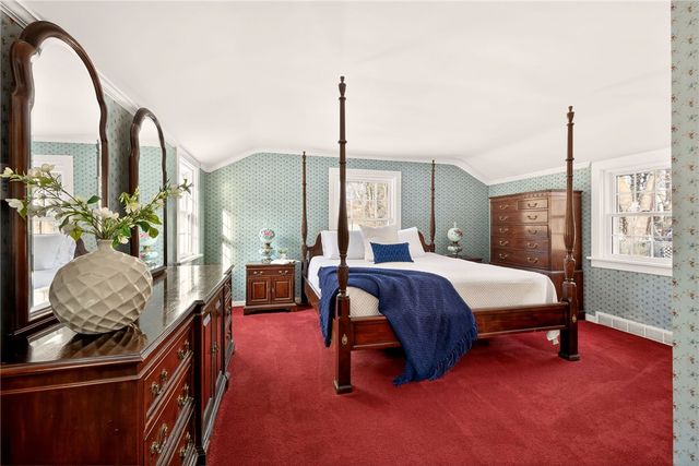 44 Golfside Parkway, Brighton, NY 14610