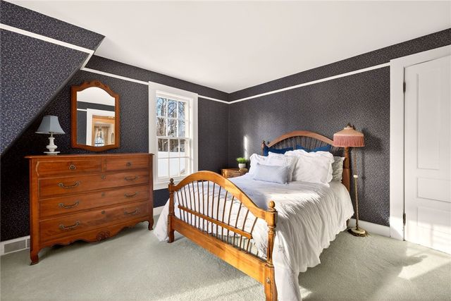 44 Golfside Parkway, Brighton, NY 14610