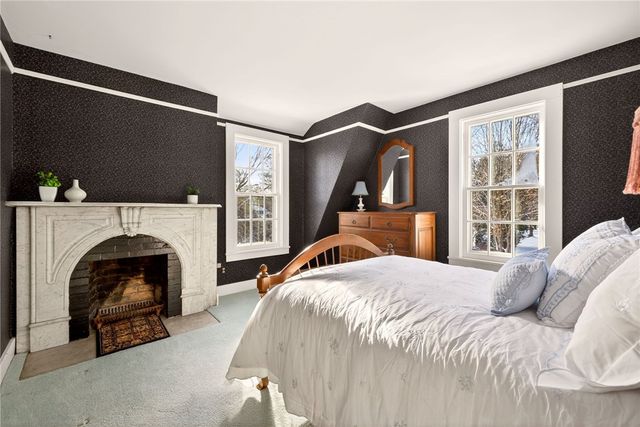 44 Golfside Parkway, Brighton, NY 14610