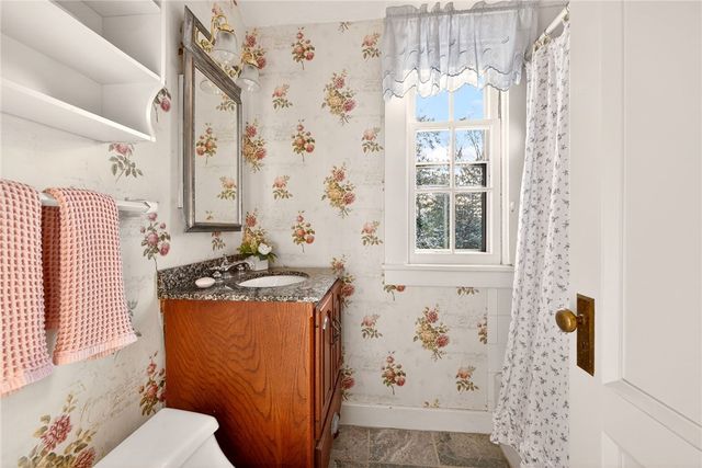 44 Golfside Parkway, Brighton, NY 14610