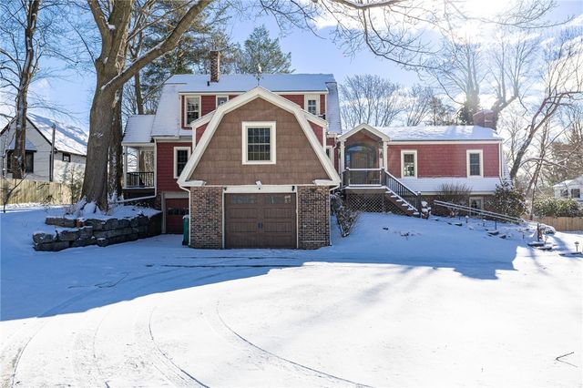 44 Golfside Parkway, Brighton, NY 14610