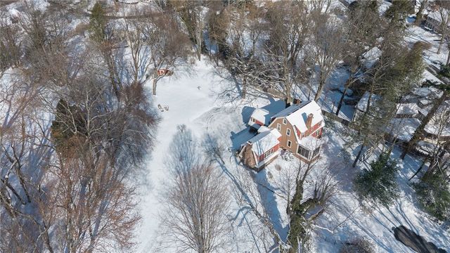 44 Golfside Parkway, Brighton, NY 14610