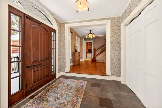 44 Golfside Parkway, Brighton, NY 14610