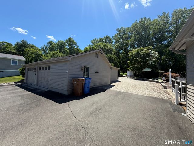66 Tuckahoe Drive, Shelton, CT 06484