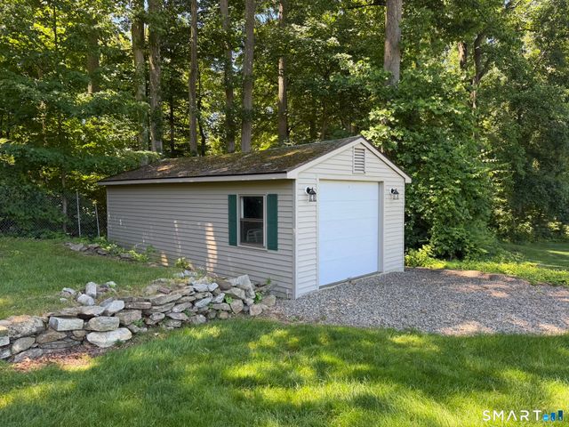 66 Tuckahoe Drive, Shelton, CT 06484