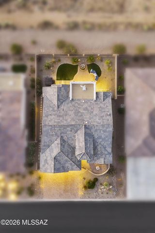 2333 E Copper Valley Way, Green Valley, AZ 85614