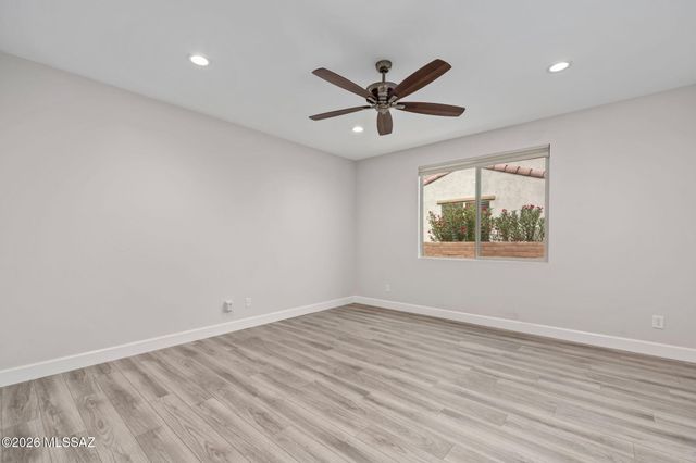 2333 E Copper Valley Way, Green Valley, AZ 85614
