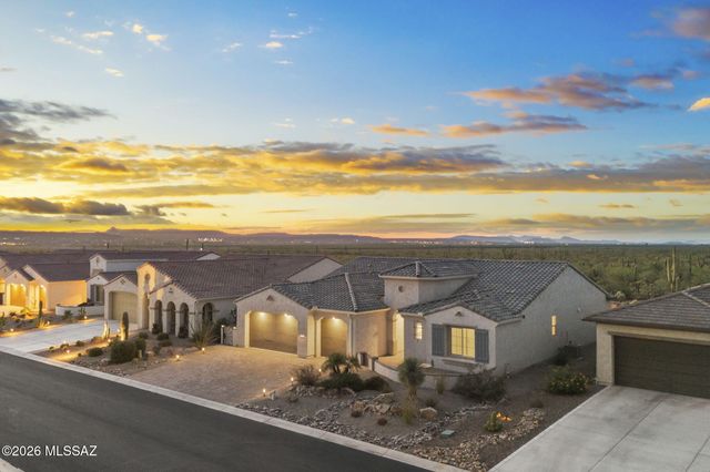 2333 E Copper Valley Way, Green Valley, AZ 85614