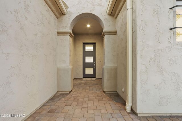 2333 E Copper Valley Way, Green Valley, AZ 85614