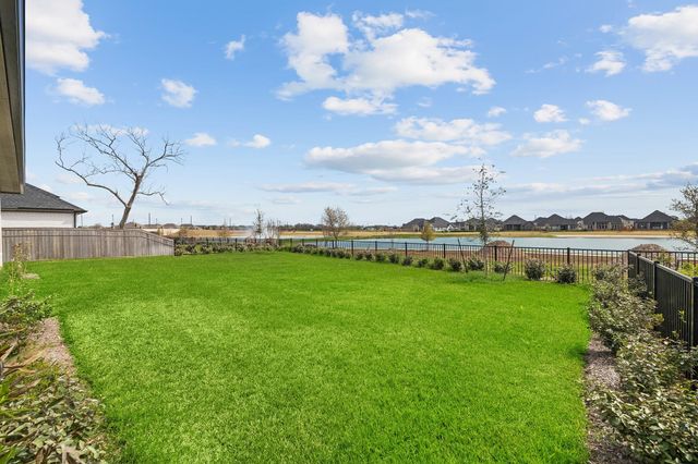 10314 Forest Lake Drive, Missouri City, TX 77459