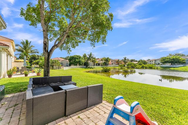 1723 NW 78TH Way 1723, Pembroke Pines, FL 33024