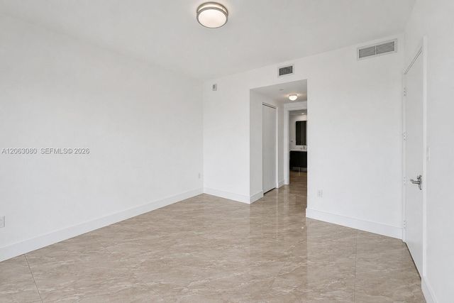 488 NE 18th St 3900, Miami, FL 33132