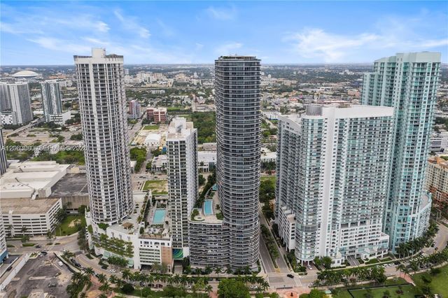 488 NE 18th St 3900, Miami, FL 33132