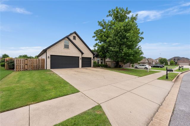 4256 Augustine Drive, Springdale, AR 72762