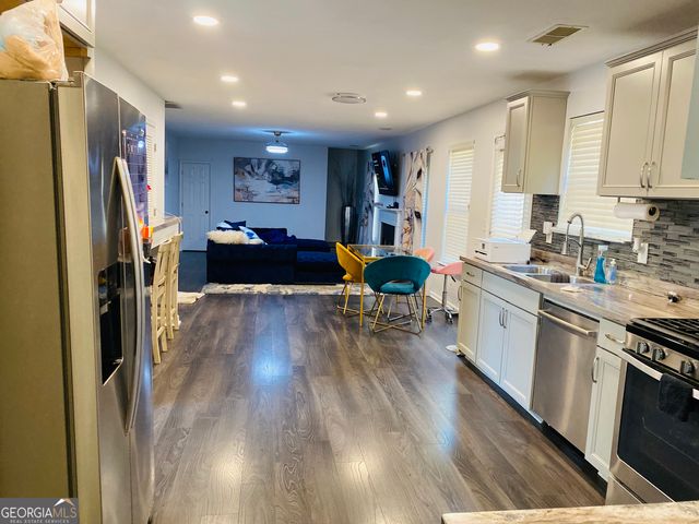 6632 Chason Woods Court, Jonesboro, GA 30238