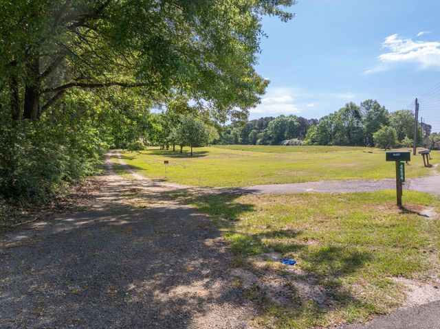 4684 Old Hwy 11, Purvis, MS 39475