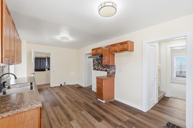 2015 Clifton Avenue, Springfield, OH 45505