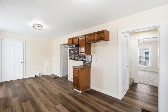2015 Clifton Avenue, Springfield, OH 45505