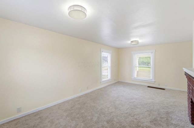 2015 Clifton Avenue, Springfield, OH 45505
