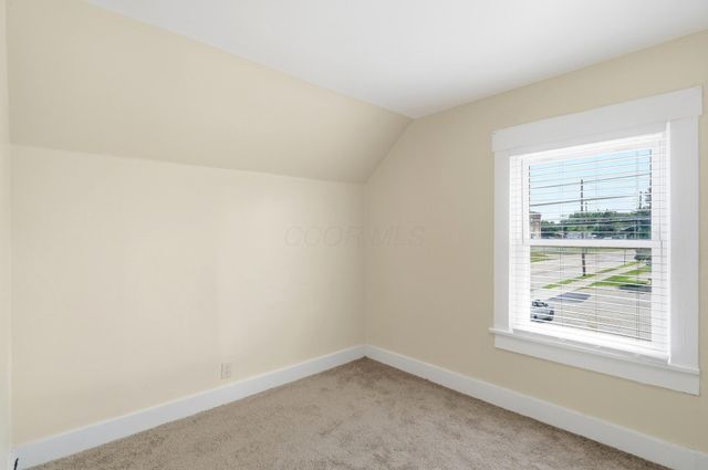 2015 Clifton Avenue, Springfield, OH 45505