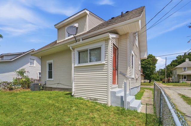 2015 Clifton Avenue, Springfield, OH 45505