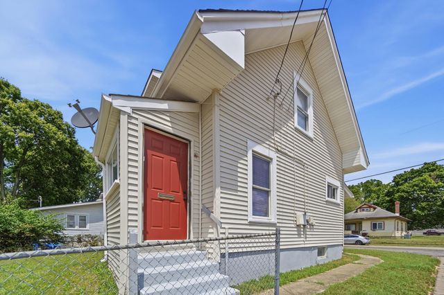 2015 Clifton Avenue, Springfield, OH 45505