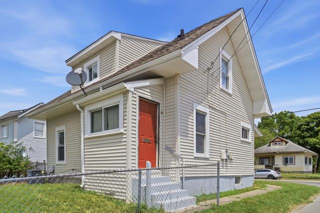 2015 Clifton Avenue, Springfield, OH 45505