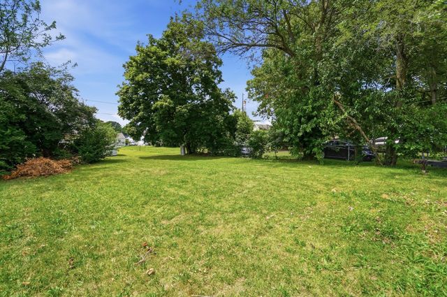2015 Clifton Avenue, Springfield, OH 45505