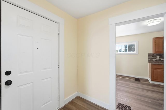 2015 Clifton Avenue, Springfield, OH 45505